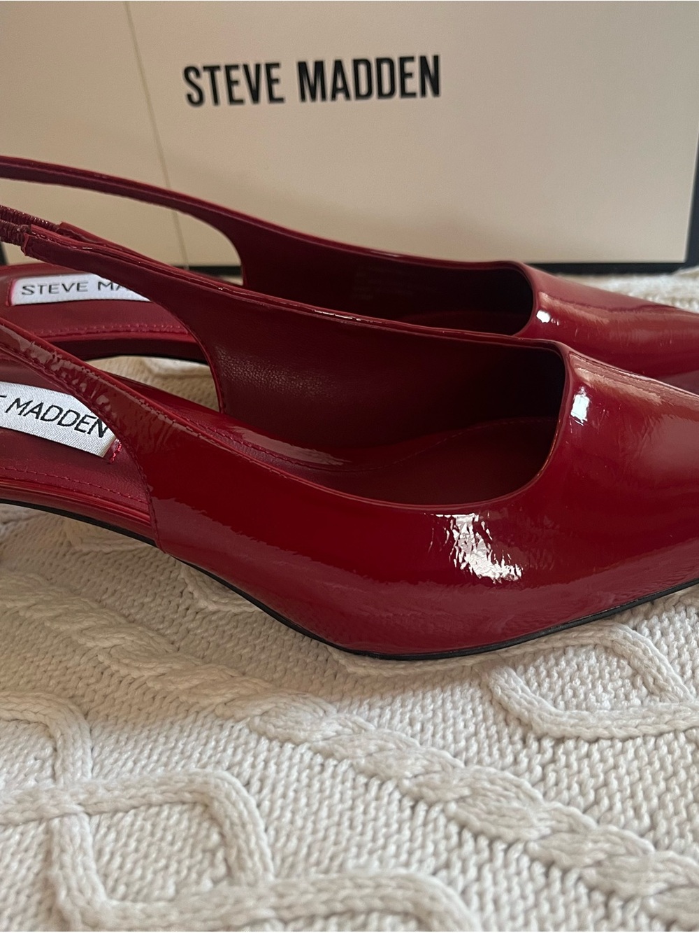 Steve Madden Alynna Red Patent Slingback Pointed Heels Various Sizes - Picture 2 of 14
